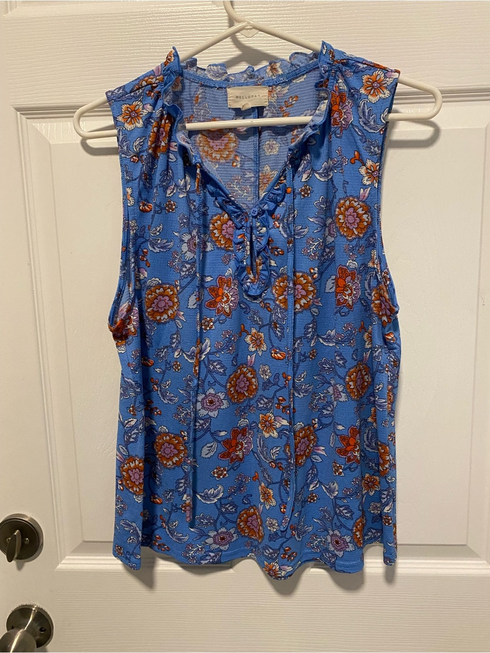 MELLODAY Blue Floral Tie-Front Sleeveless Top